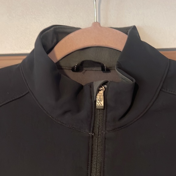 Mountain Hardwear jacket size M - Picture 3 of 13